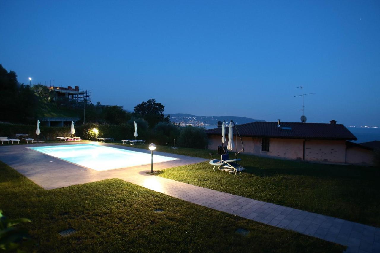 Panorama Lake View, Pool & Garden, 2 Bathrooms, Kingsize & Single-Beds, Fast Internet Toscolano Maderno Zewnętrze zdjęcie