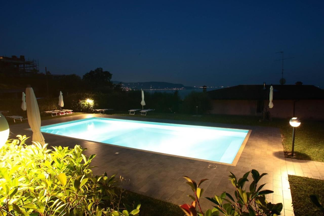 Panorama Lake View, Pool & Garden, 2 Bathrooms, Kingsize & Single-Beds, Fast Internet Toscolano Maderno Zewnętrze zdjęcie